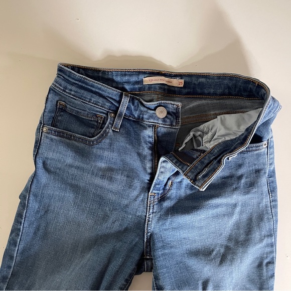 Levi's 721 High Rise Skinny 25 - Picture 3 of 5